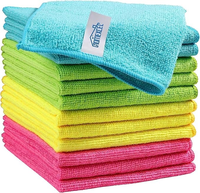 Color-coded microfiber cleaning cloths for hygienic cleaning